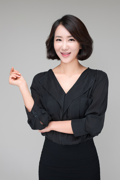 巴音郭楞千佼填 国际高级纹绣师